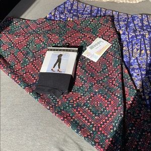 Two{2} Lularoe Cassie 2xl skirts